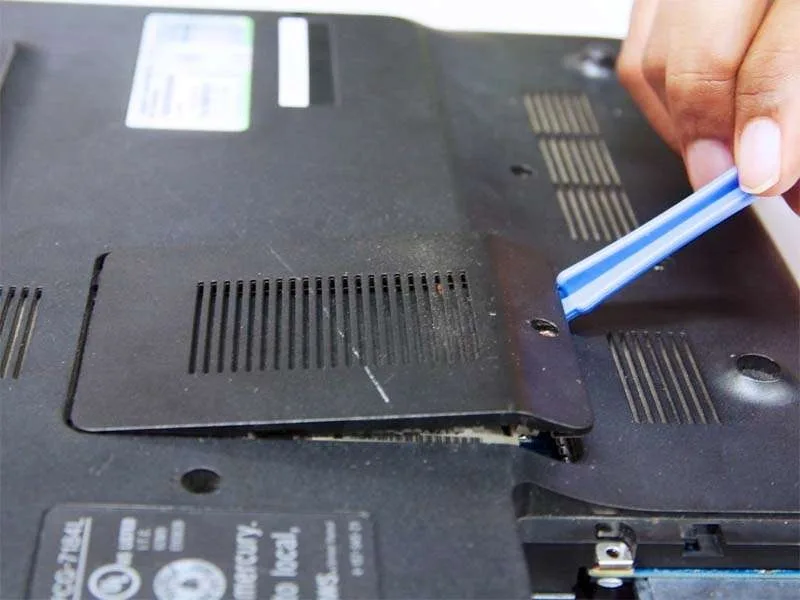 Quy Trình Thay RAM Cho Sony Vaio VGN-NW240F (PCG-7184L)