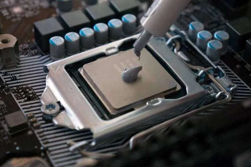 TOP 3 Loại Keo Tản Nhiệt Chuyên Dụng Cho Máy Tính PC, Laptop
