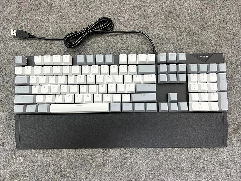 djanh-gia-chi-tiet-ve-ban-phim-co-tomato-s220-led-rgb-white-grey