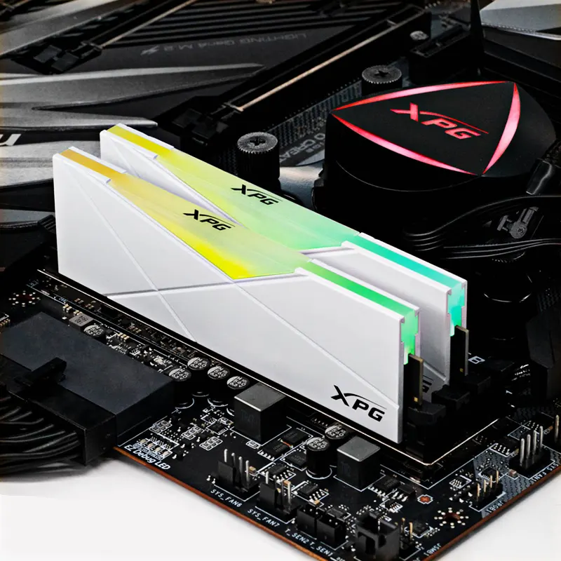 RAM DDR4 ADATA XPG D50 RGB 16GB 3200MHz - White 5