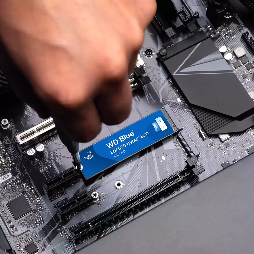 Ổ cứng SSD Western Digital WD Blue SN5000 NVMe 500GB PCIe Gen4 x4 M.2 2280​ 5